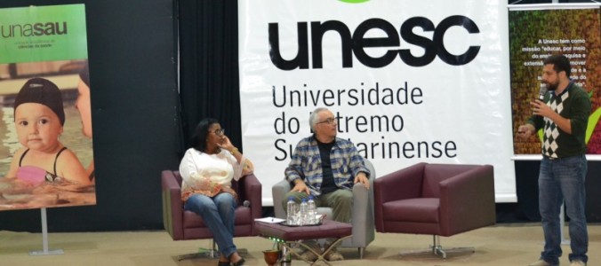 Forma��o essencial: Estudantes dos cursos de Sa�de t�m contato com culturas afro-brasileira e ind�gena