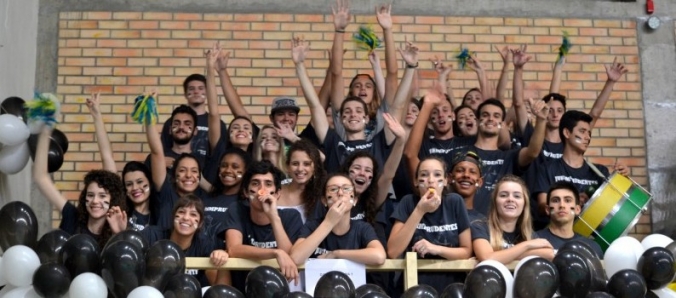 Divers�o e Solidariedade: Trote Solid�rio d� as boas-vindas aos calouros