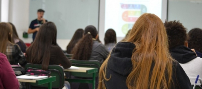 Voc� pode financiar at� 50% da mensalidade com o Unesc Financia