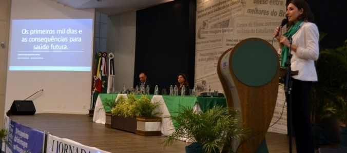 Evento re�ne profissionais e estudantes para debater a sa�de