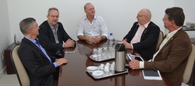 Unesc recebe comitiva da Acafe