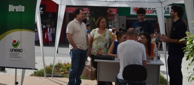 Curso de Direito da Unesc orienta a comunidade sobre cidadania