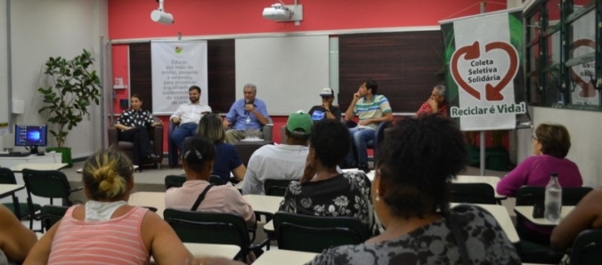 Associa��es de catadores de Santa Catarina v�o receber recursos de projeto federal