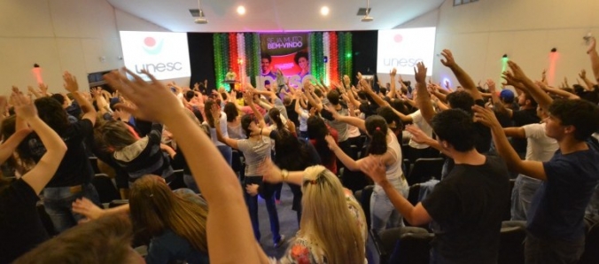 Mais de 200 calouros s�o recepcionados na Unesc