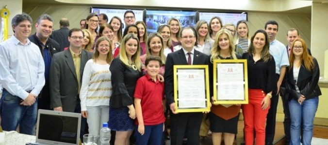 Reitoria recebe Mo��o de Aplauso da C�mara de Vereadores