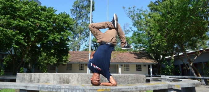 Estudante da Unesc  vice-campeo em competio de dana na Holanda