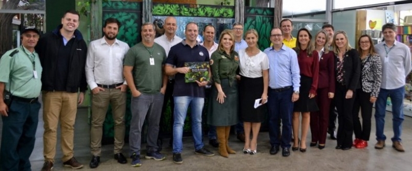 Em visita � Unesc, deputado Jess� Lopes conhece diferentes espa�os de ensino, pesquisa e atendimento � comunidade