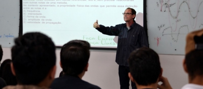 Unesc lan�a primeiro livro did�tico voltado ao Ensino B�sico