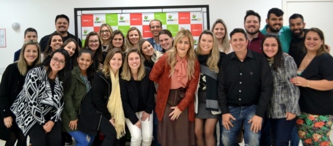 Participantes do Resid�ncia Multiprofissional recebem certificado de conclus�o da p�s