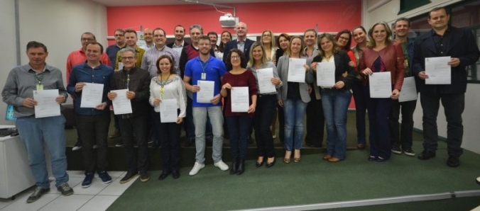 Desafio: Professores coordenadores e adjuntos dos cursos tomam posse