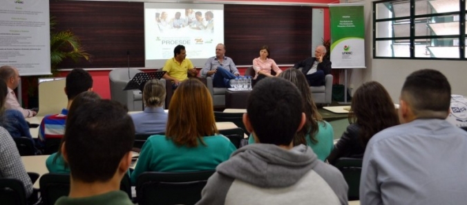 Bolsas de estudo: ltimos dias para alunos da Unesc se inscreverem no Proesde