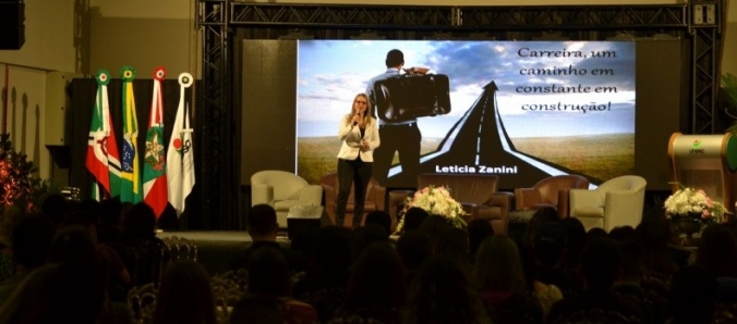 Semana Acad�mica de Ci�ncias Cont�beis inicia com reflex�o sobre a carreira