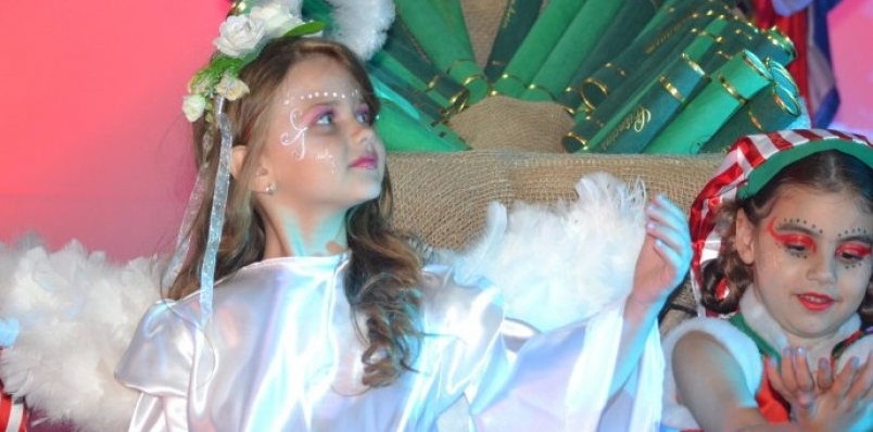 Auto de Natal e Noite de Luz promovem esprito de empatia e alegria natalinos