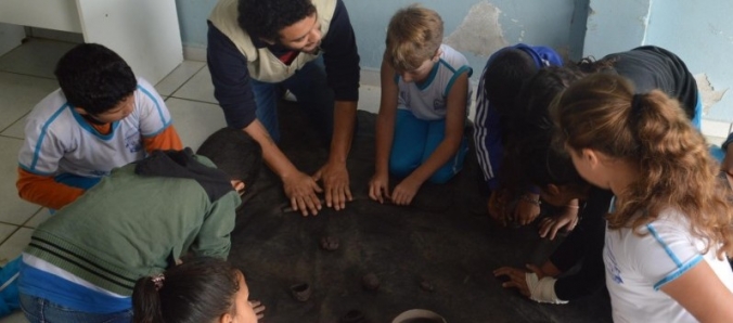 Alunos de Escolas da regio podem aprender sobre arqueologia e cultura indgena na Unesc