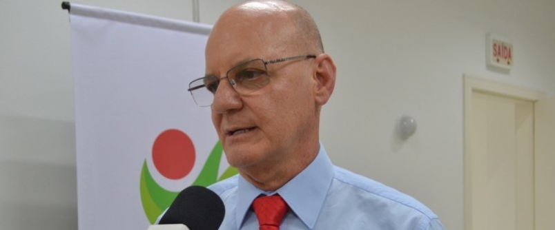 Unesc recebe Natalino Uggioni para debater o Desenvolvimento da Educao em Santa Catarina