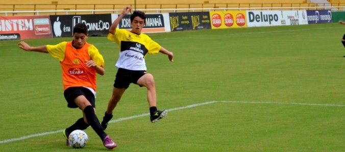 Projeto Tigrinhos: Timb�, Treze Maio e Forquilhinha na preliminar de Crici�ma x Fluminense