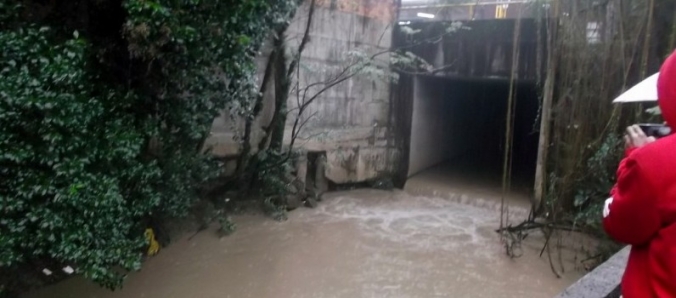 Alunos de Engenharia Ambiental realizam estudo na microbacia do rio Urussanga
