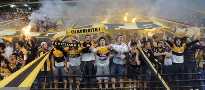 Predestinado Tricolor: Promo��o sorteia sete ingressos para Crici�ma e Londrina