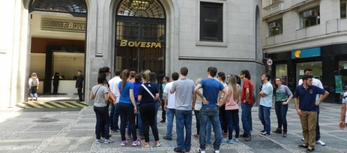 Estudantes de Engenharia de Produ��o participam de visita t�cnica a empresas de S�o Paulo
