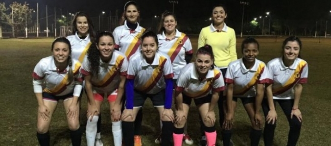 Meninas de Educa��o F�sica ficam com o t�tulo do Intercursos