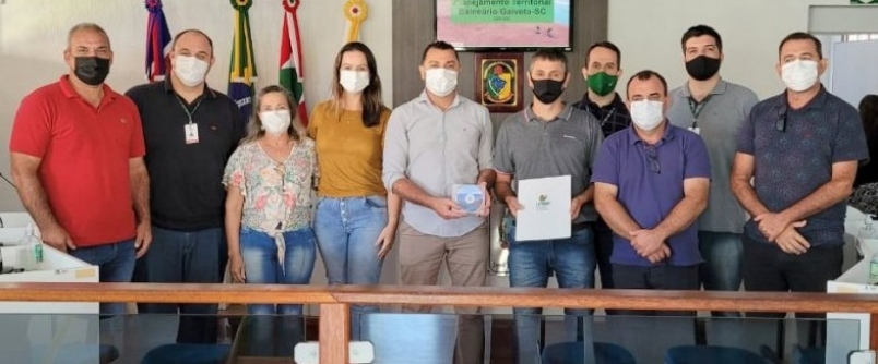 Equipe do Iparque apresenta Estudo T�cnico Socioambiental para Balne�rio Gaivota