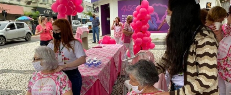 Unesc participa de a��o do Outubro Rosa em I�ara