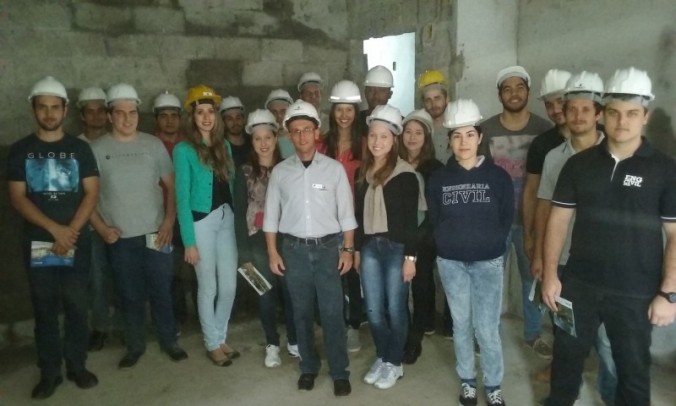 Visita T�cnica - Obra Construfase Constru��o Civil Ltda - Turma de Constru��o Civil