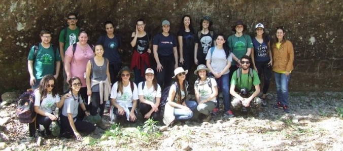 Acad�micos visitam a Reserva Biol�gica Estadual do Agua�