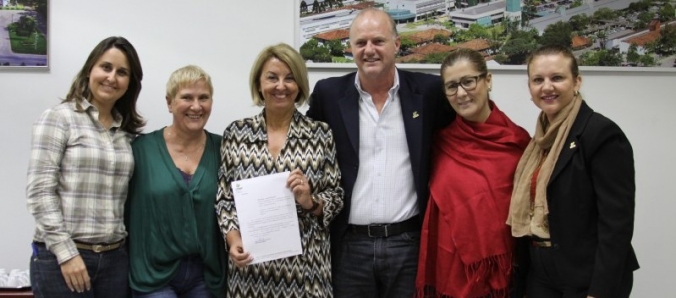 Reitoria empossa coordenadoras do PPGScol