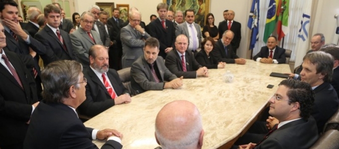 Unesc participa de homenagem a ministro da Educao