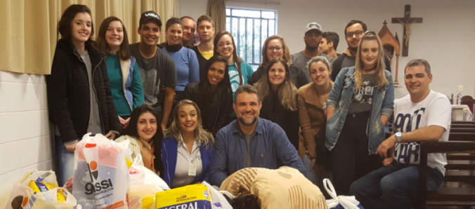 A��o social com visita ao Asilo S�o Vicente de Paulo