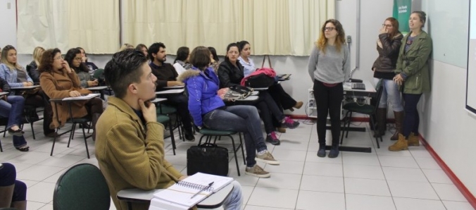 Estudantes de Artes Visuais compartilham experi�ncias de est�gio