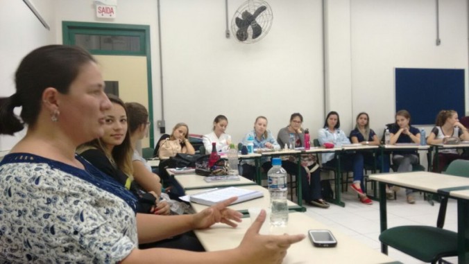 Roda de Conversas - Programa Consult�rio na Rua do Munic�pio de Crici�ma