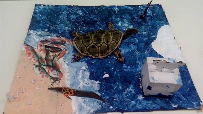 Assemblages- atividade na disciplina de Introduo as Linguagens da Arte.