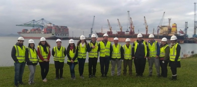 Acad�micos da quinta fase conhecem Porto de Imbituba