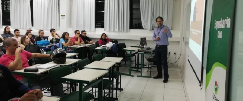 �Solu��es para Drenagem� � tema de palestra no curso de Engenharia Civil