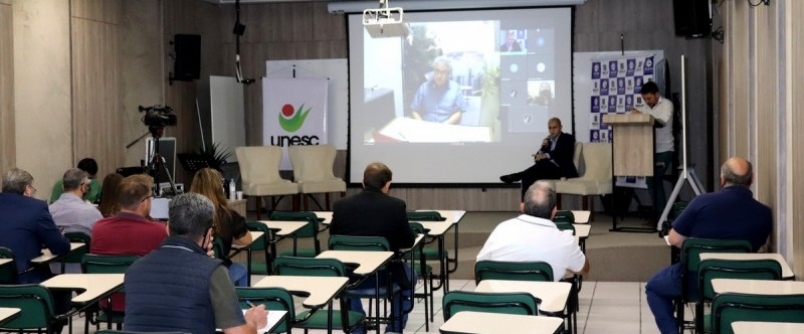 Aspectos tcnicos da regularizao fundiria em debate na Unesc