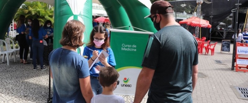 Liga Pedi�trica da Unesc leva Novembrinho Azul � Pra�a Nereu Ramos