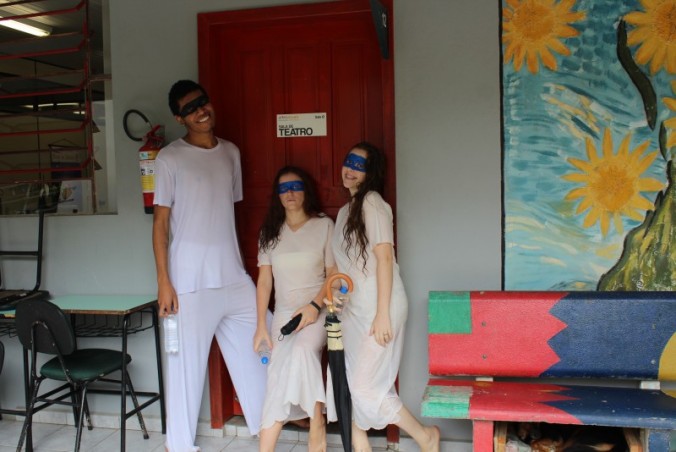 Acad�micos de Bacharelado em Teatro participam da semana alusiva ao Dia Mundial da �gua promovido pelo curso de Geografia