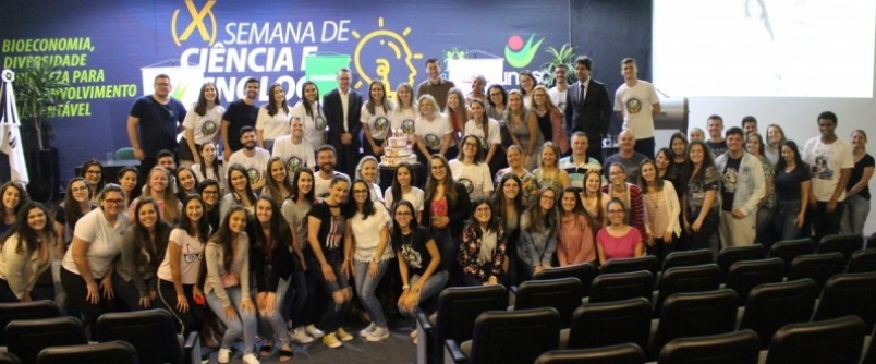 Jornada Acadmica comemora uma dcada de atividades da Farmcia Escola da Unesc