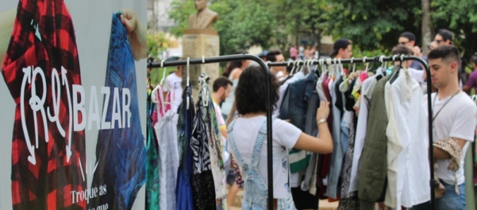 Design de Moda Senai/Unesc estimula consumo consciente com o (Re)bazar