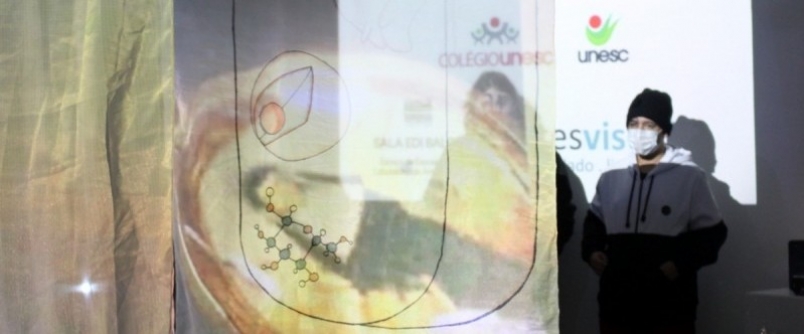 Biologia e Artes se unem para proporcionar aprendizados diferentes no Col�gio Unesc