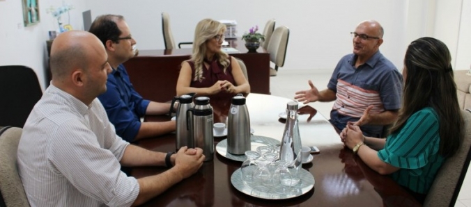 Rog�rio Portanova visita a Universidade