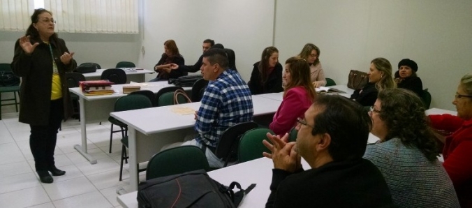 Centro de Memria e Documentao realiza atividade com professores da rede municipal