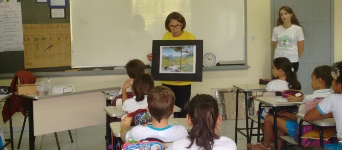 Projeto de educao ambiental visita escolas de Treviso e Nova Veneza