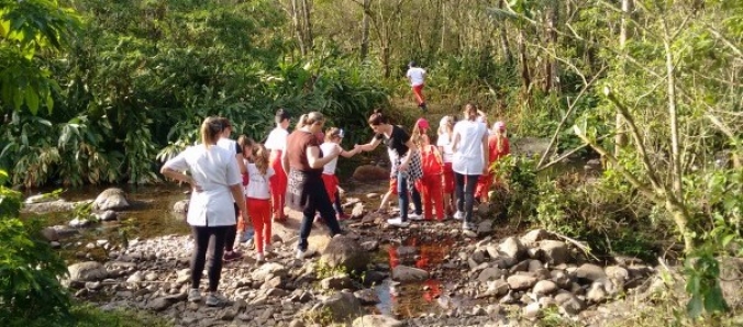 Projeto da Unesc leva crian�as � reserva biol�gica para aprender sobre meio ambiente