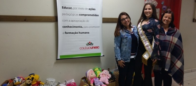 Col�gio Unesc no Miss Teen Global Beauty Brasil