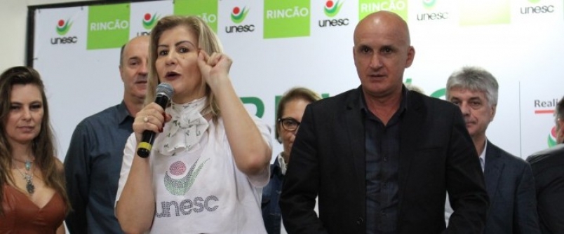 Durante F�rum, Universidade anuncia polo EaD em Balne�rio Rinc�o