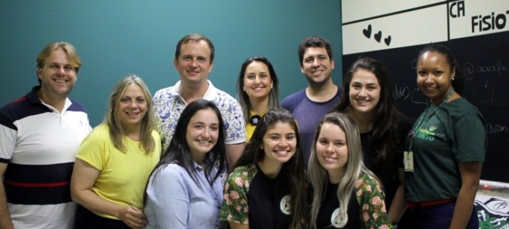 Centro Acadmico de Fisioterapia inaugura nova sede