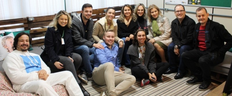 Estudantes de Enfermagem, Medicina e Odontologia reinauguram Centros Acad�micos